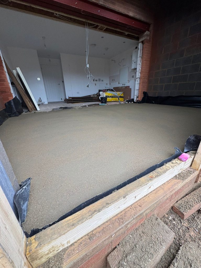Floor screed laid in a new kitchen extension by CT2 Plastering & Rendering, Orpington